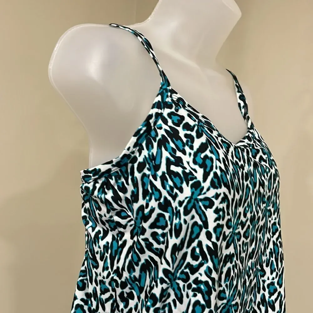 NWOT Jaclyn Smith Leopard Tankini Swim Top.  Size 6 S small